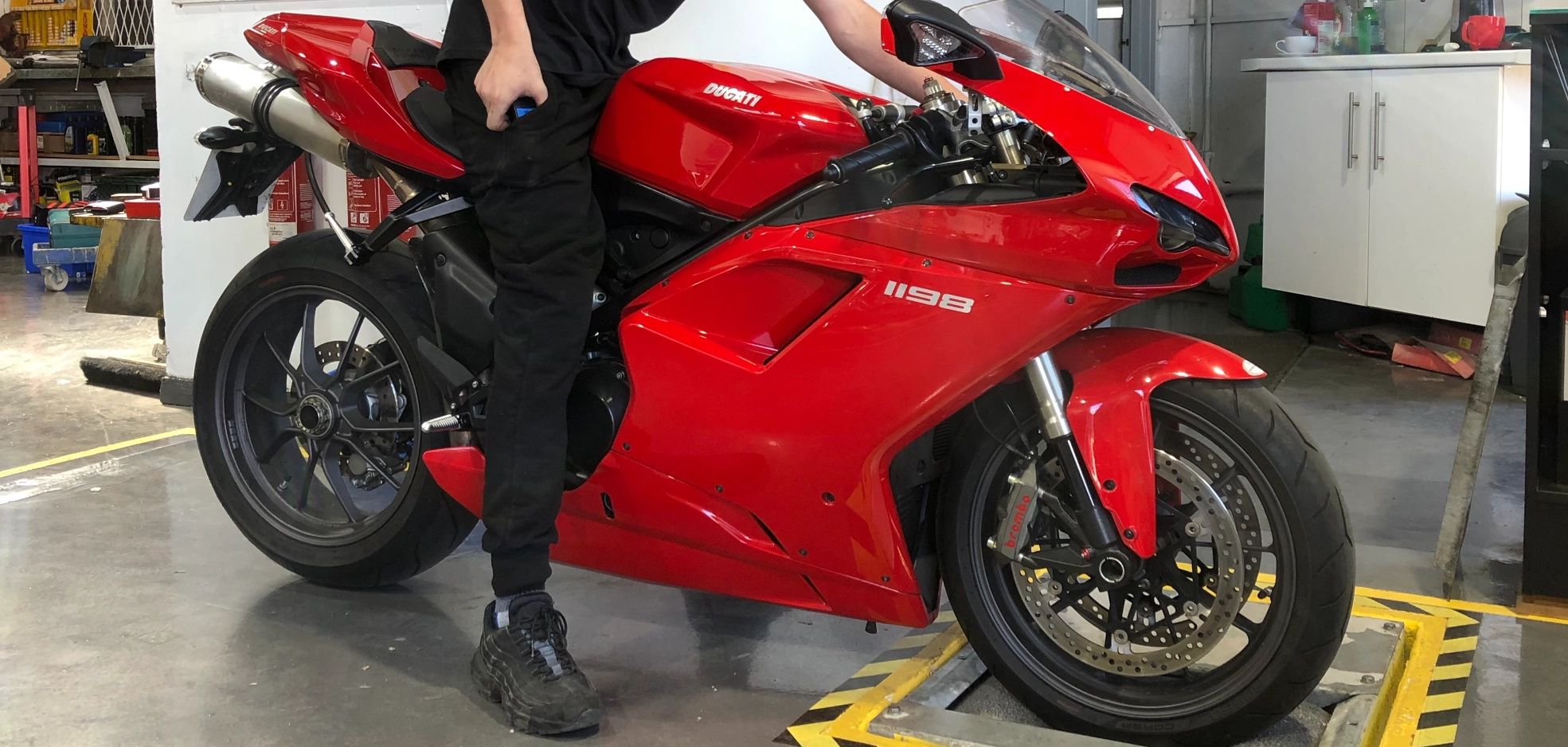 Jenny's Motorcycle Service Centre Motorcycle Service Centre , easy website, New Website,  Motorcycle maintenance,   Motorbike repair shop, No Coding Website, Better than squarespace, Simple Website, Motorcycle service cente Serving Dorking